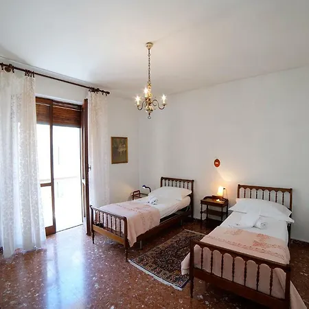 Apartamento Lucy's House